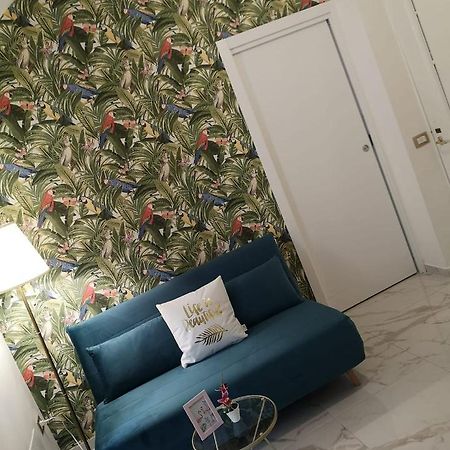 Bed and Breakfast Domus Leone Tre Neapel Exterior foto