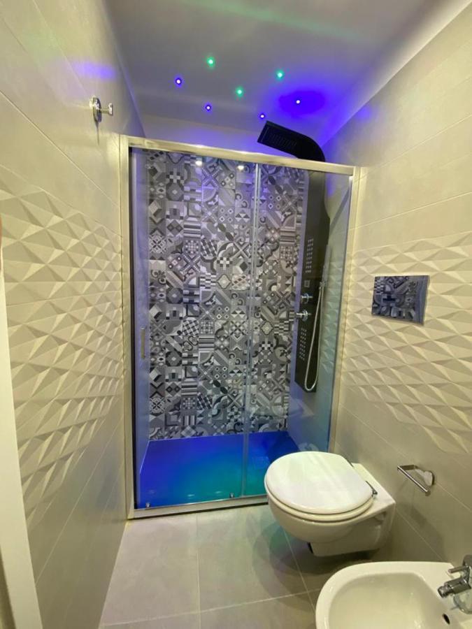 Bed and Breakfast Domus Leone Tre Neapel Exterior foto