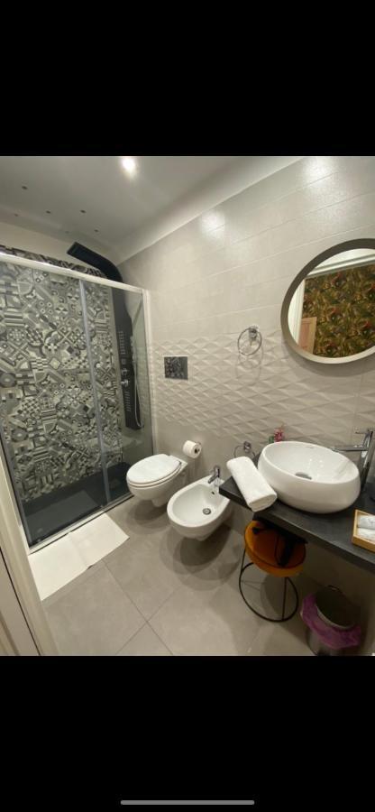 Bed and Breakfast Domus Leone Tre Neapel Exterior foto